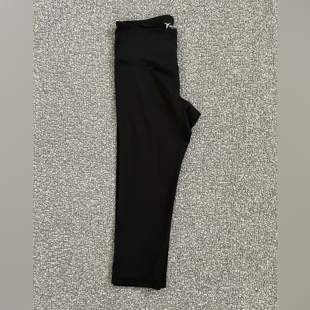 Old Navy Cropped Compression Pants size Medium